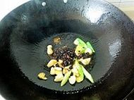 豆豉烧鳕鱼的做法步骤6