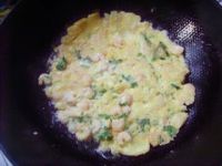 虾仁滑蛋的做法步骤15