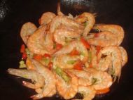 双椒炒虾的做法步骤5