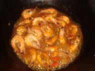 双椒炒虾的做法步骤7