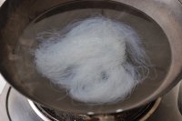 肉末粉丝的做法步骤3