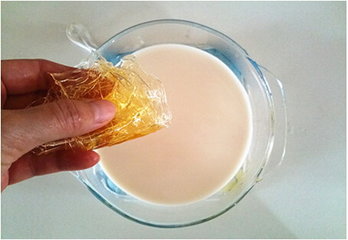 木瓜牛奶冻步骤1