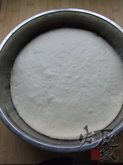 小白菜土猪肉粉条包子的做法步骤12