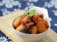 土豆香菇烧肉的做法步骤11