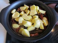 土豆香菇烧肉的做法步骤8