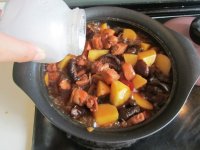 土豆香菇烧肉的做法步骤9