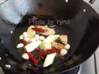 家常焖黄花鱼的做法步骤3