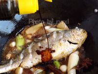 家常焖黄花鱼的做法步骤6