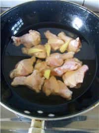 红烧萝卜鸡翅根的做法步骤5