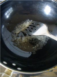 红烧萝卜鸡翅根的做法步骤7