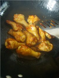 红烧萝卜鸡翅根的做法步骤8