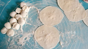 梅干菜糯米烧麦的做法步骤10