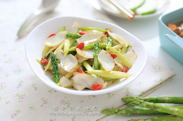 芦笋枸杞炒百合