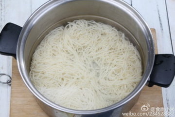 芝麻酱凉面步骤2