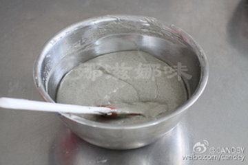 黑芝麻酱戚风蛋糕步骤10