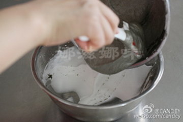 黑芝麻酱戚风蛋糕步骤9