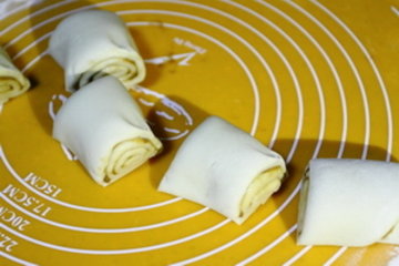 芝麻酱饼的做法步骤7