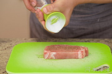 日式炸猪排步骤6