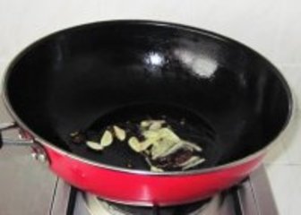 仔姜鸭的做法步骤4