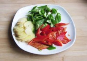 仔姜鸭的做法步骤3