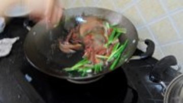 泡椒猪肝的做法步骤11