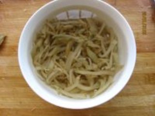 榨菜肉丝的做法步骤4