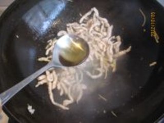 榨菜肉丝的做法步骤9