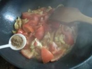 西红柿炒鸡蛋的做法步骤8