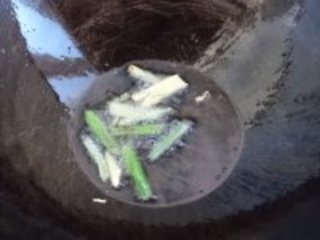 鸡肉炒彩椒的做法步骤5