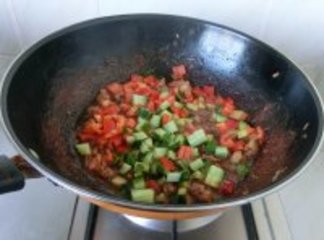 酱爆鸭丁的做法步骤11