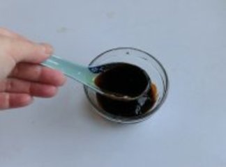 酱爆鸭丁的做法步骤7