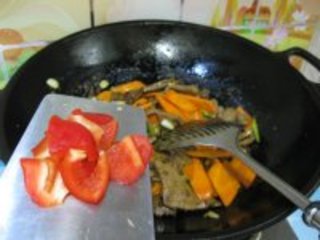 胡萝卜炒猪肝的做法步骤10