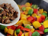 彩椒牛肉的做法步骤10