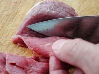 彩椒牛肉的做法步骤1