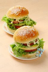 超级巨无霸汉堡包的做法