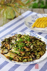 雪菜蚕豆烧黄鱼的做法