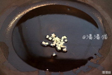 春笋炒蚕豆步骤2