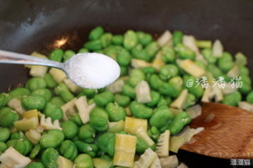 春笋炒蚕豆步骤6