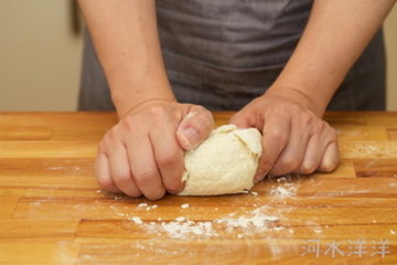 韩风泡菜锅贴步骤2