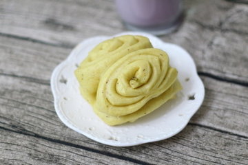 石斛南瓜红枣花卷的做法步骤6