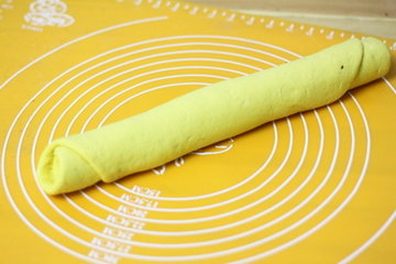 南瓜椒盐花卷的做法步骤5