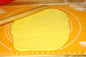 南瓜椒盐花卷的做法步骤3