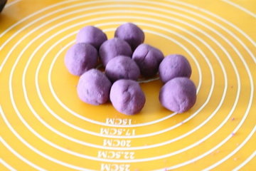 冰皮月饼的做法及配方的做法步骤6