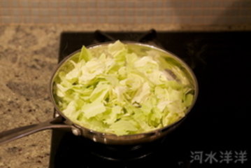 手撕卷菜心步骤7