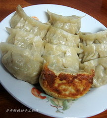 猪肉卷心菜煎饺