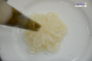 清汤鱼芙蓉步骤7