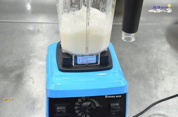 清汤鱼芙蓉步骤3