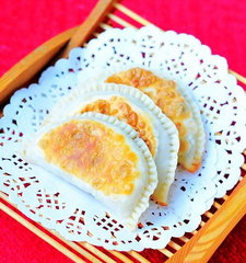 雪里蕻肉末盒子