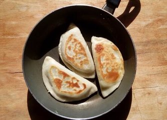 韭菜盒子的做法大全3