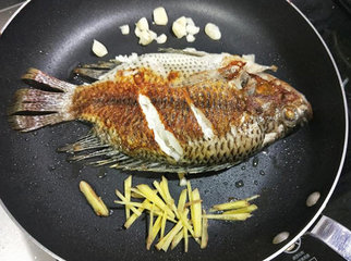 红烧糖醋吴郭鱼3